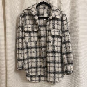 H&M Black and White Plaid Sherpa Shacket
